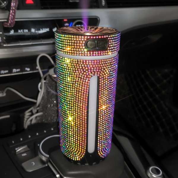 Luxury Diamond Car Humidifier LED Light Car Diffuser Auto Air Purifier Aromatherapy Diffuser Air Freshener Car Accessories For W